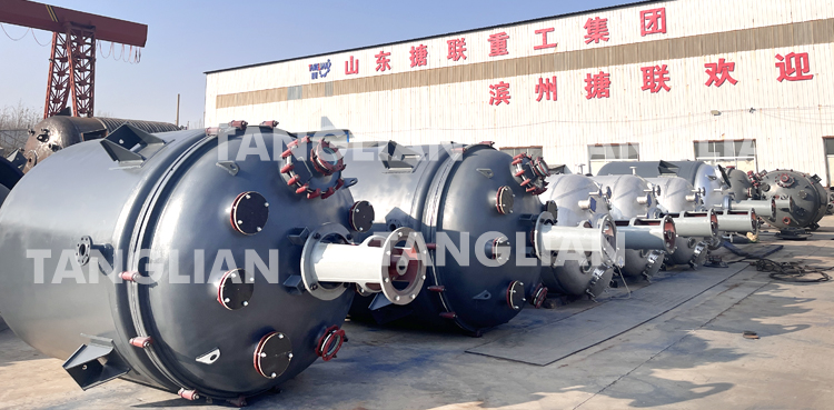 搪玻璃反應(yīng)釜的保養(yǎng)及安全(圖1) 搪玻璃反應(yīng)釜8.jpg